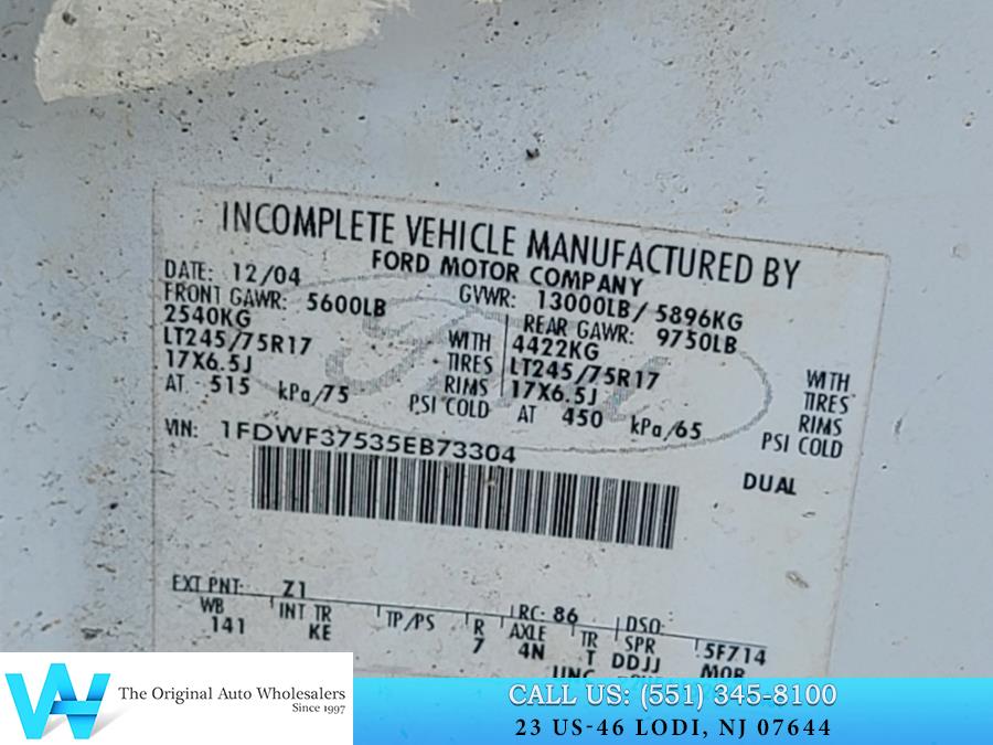 2005 Ford F-350 Super Duty Chassis Cab XL - Photo 19