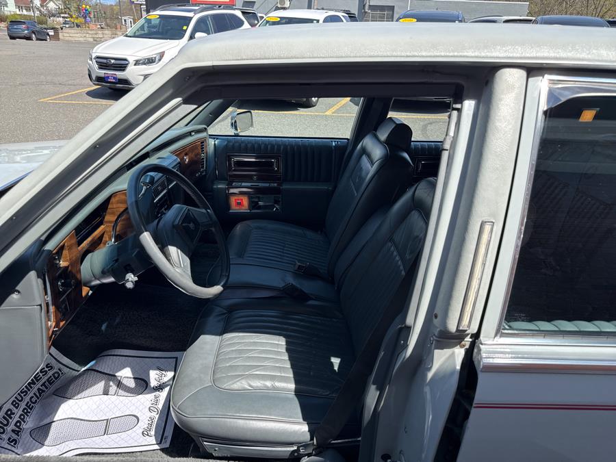 1989 Cadillac Brougham - Photo 16
