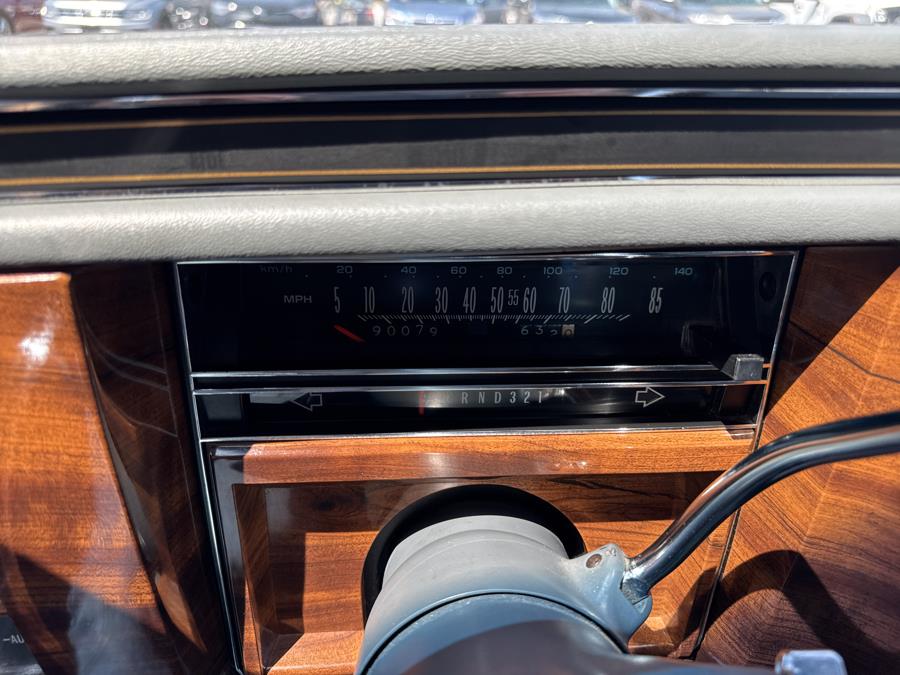 1989 Cadillac Brougham - Photo 25