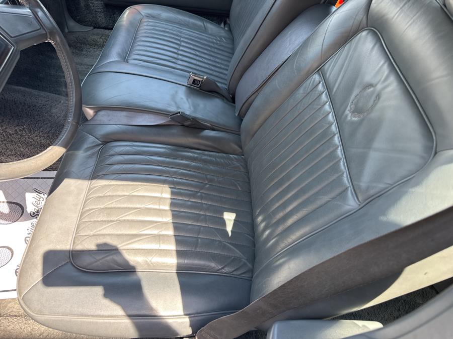 1989 Cadillac Brougham - Photo 18