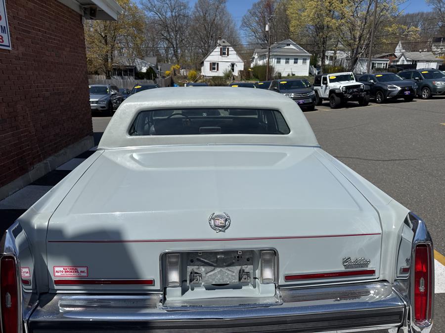 1989 Cadillac Brougham - Photo 10