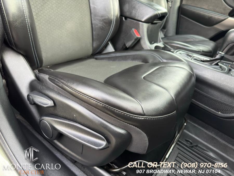 2021 Jeep Cherokee Latitude Plus - Photo 29