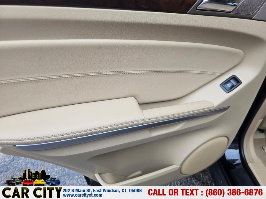 2011 Mercedes-Benz M-Class ML350 - Photo 19