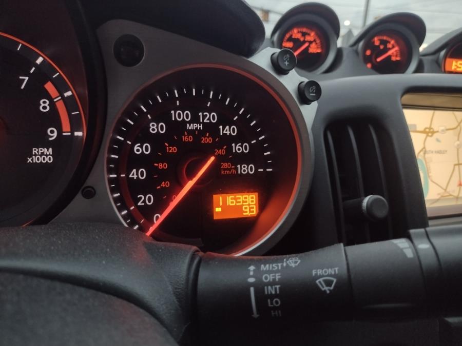 2011 Nissan 370Z Touring - Photo 9