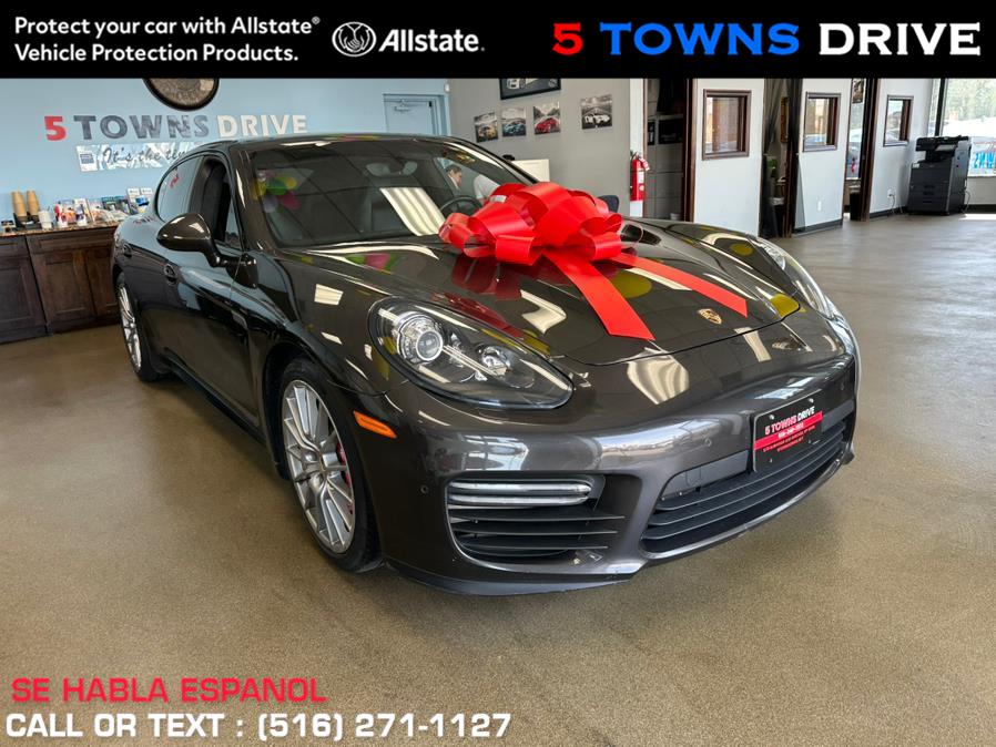 2016 Porsche Panamera