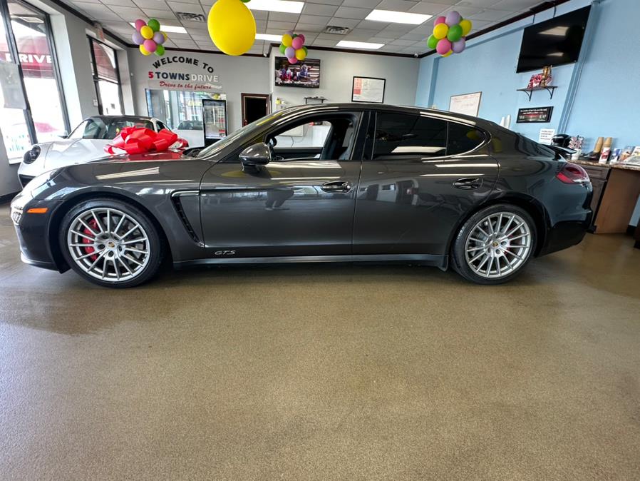 2016 Porsche Panamera GTS - Photo 7