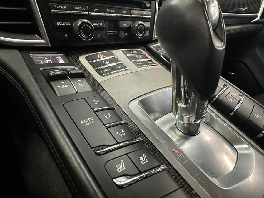 2016 Porsche Panamera GTS - Photo 48