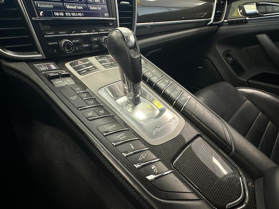 2016 Porsche Panamera GTS - Photo 44