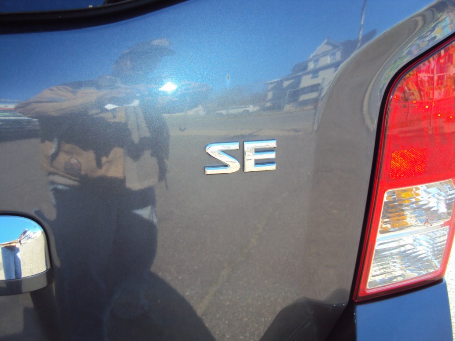 2010 Nissan Pathfinder SE - Photo 24