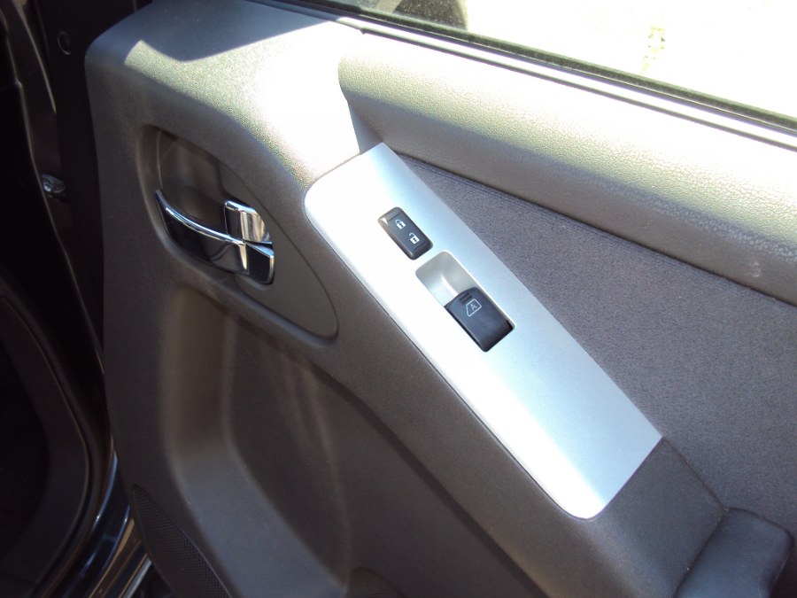 2010 Nissan Pathfinder SE - Photo 18
