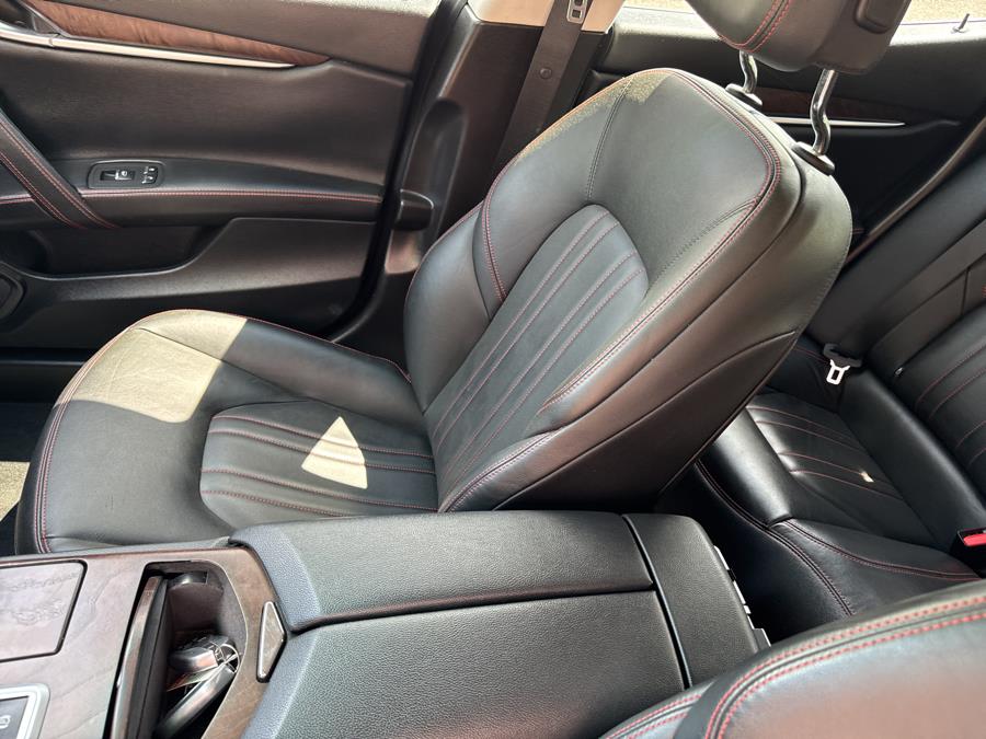 2016 Maserati Ghibli S - Photo 17