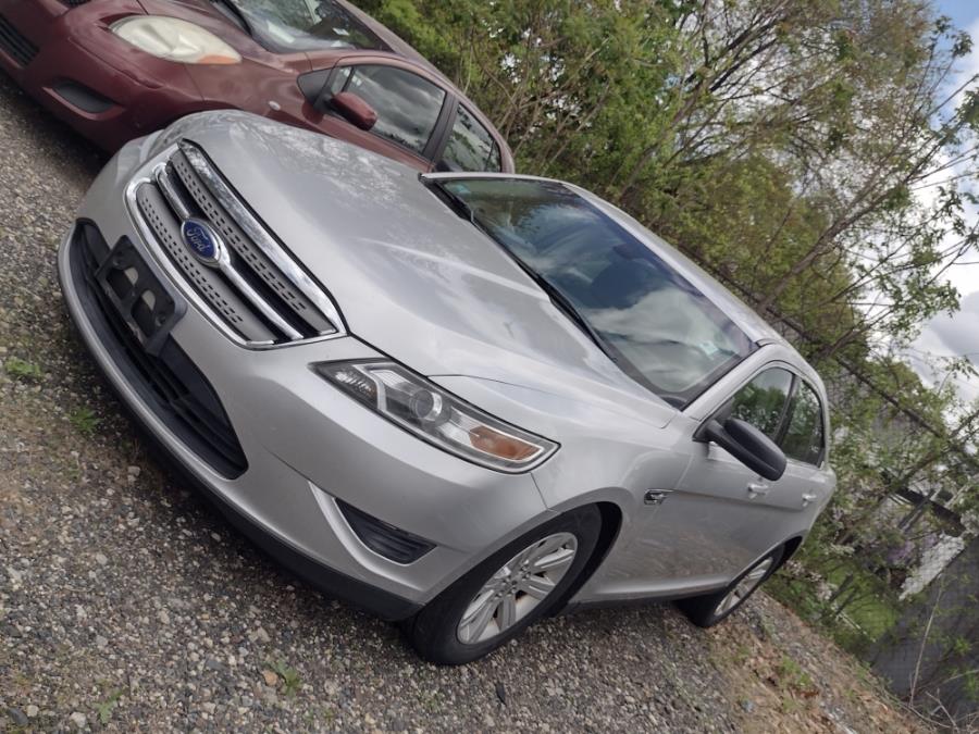 2012 Ford Taurus SE FWD's photo