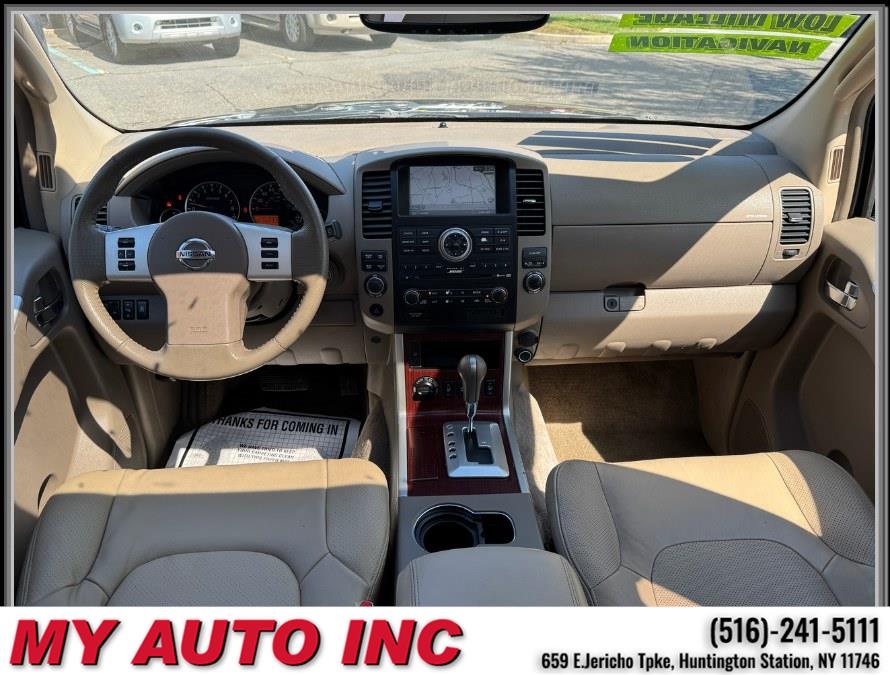 2011 Nissan Pathfinder LE - Photo 10