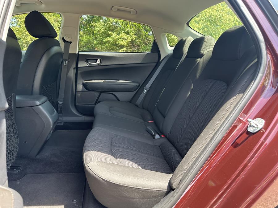 2020 Kia Optima LX - Photo 22