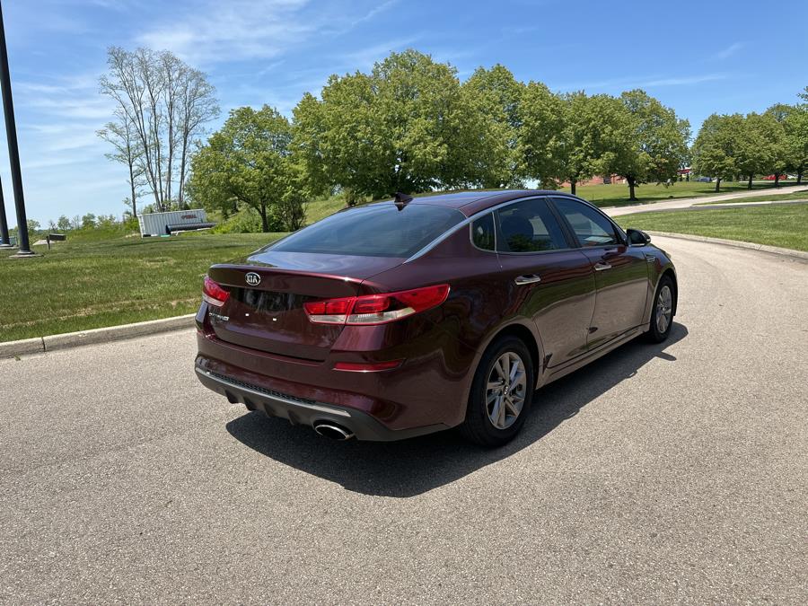 2020 Kia Optima LX - Photo 6