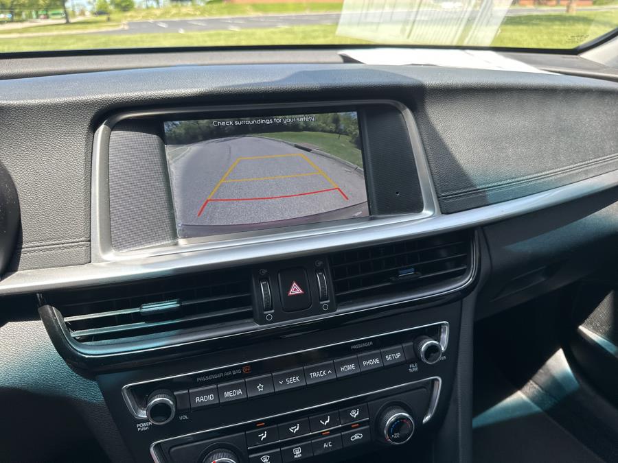 2020 Kia Optima LX - Photo 18