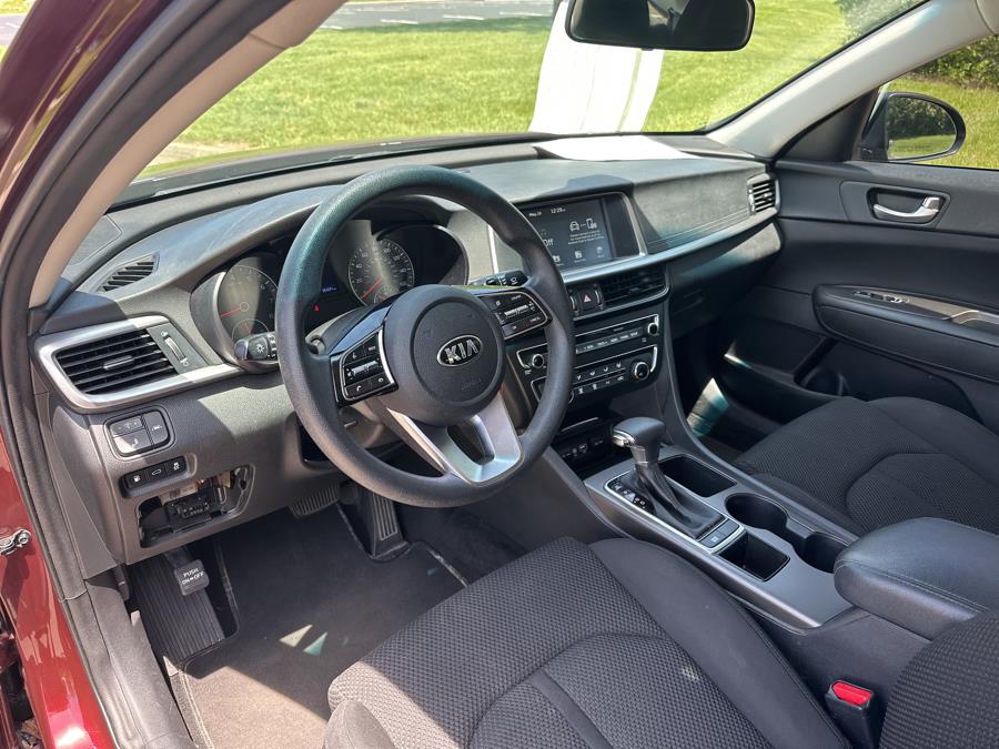 2020 Kia Optima LX - Photo 9