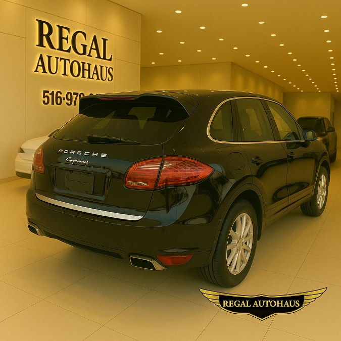 2014 Porsche Cayenne S Hybrid's photo