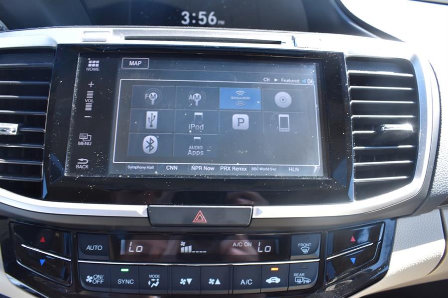 2017 Honda Accord Touring - Photo 14