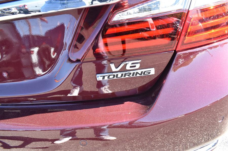 2017 Honda Accord Touring - Photo 25