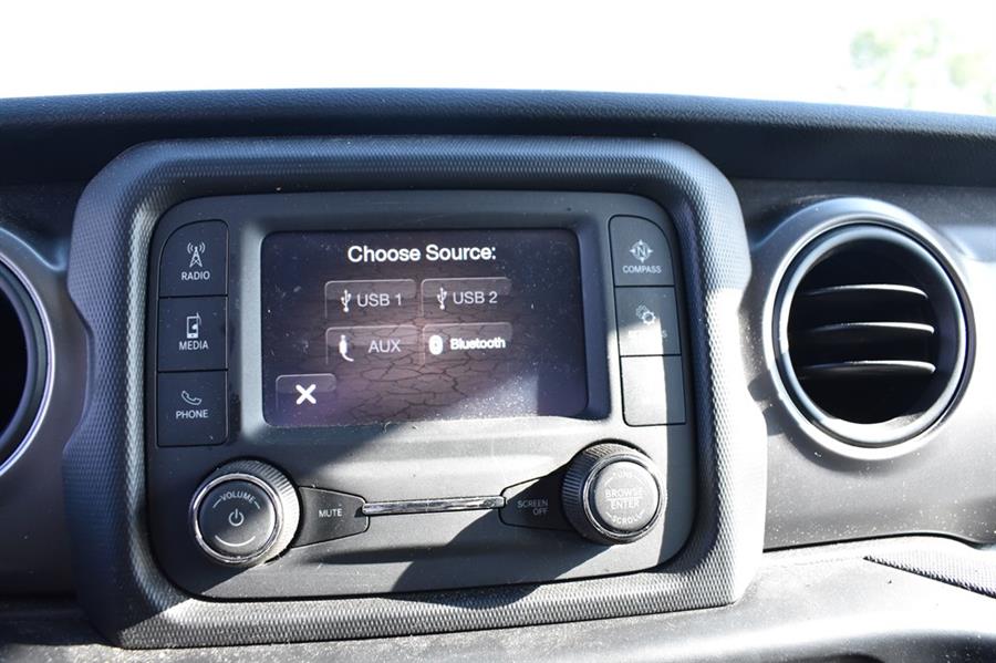 2021 Jeep Gladiator Sport - Photo 11