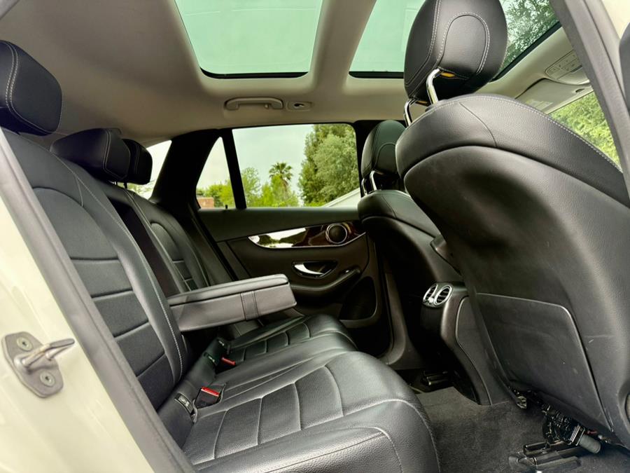 2016 Mercedes-Benz GLC GLC300 - Photo 8