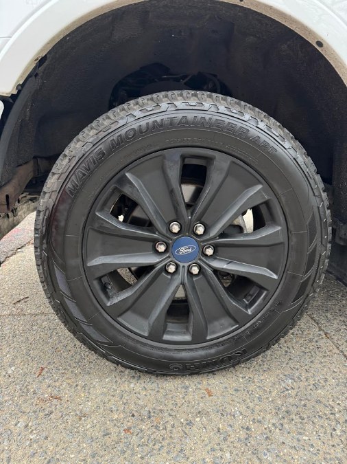 2019 Ford F-150 XLT - Photo 12