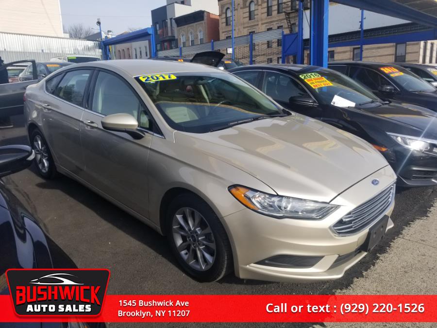 2017 Ford Fusion SE FWD's photo