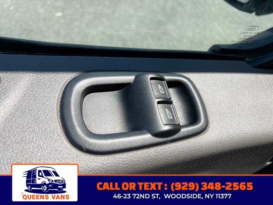 2023 Ford Transit Passenger Van XLT - Photo 34