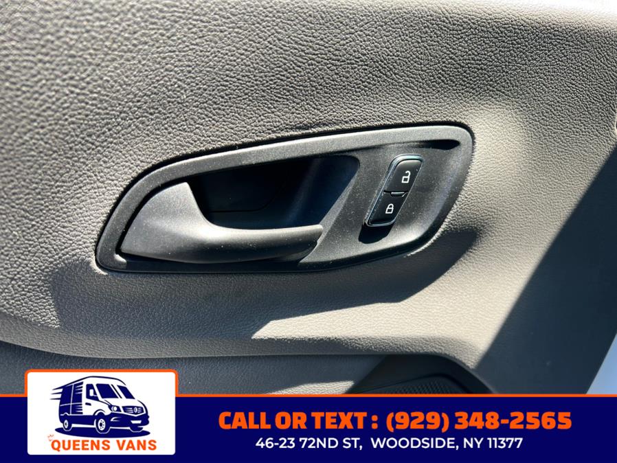 2023 Ford Transit Passenger Van XLT - Photo 33