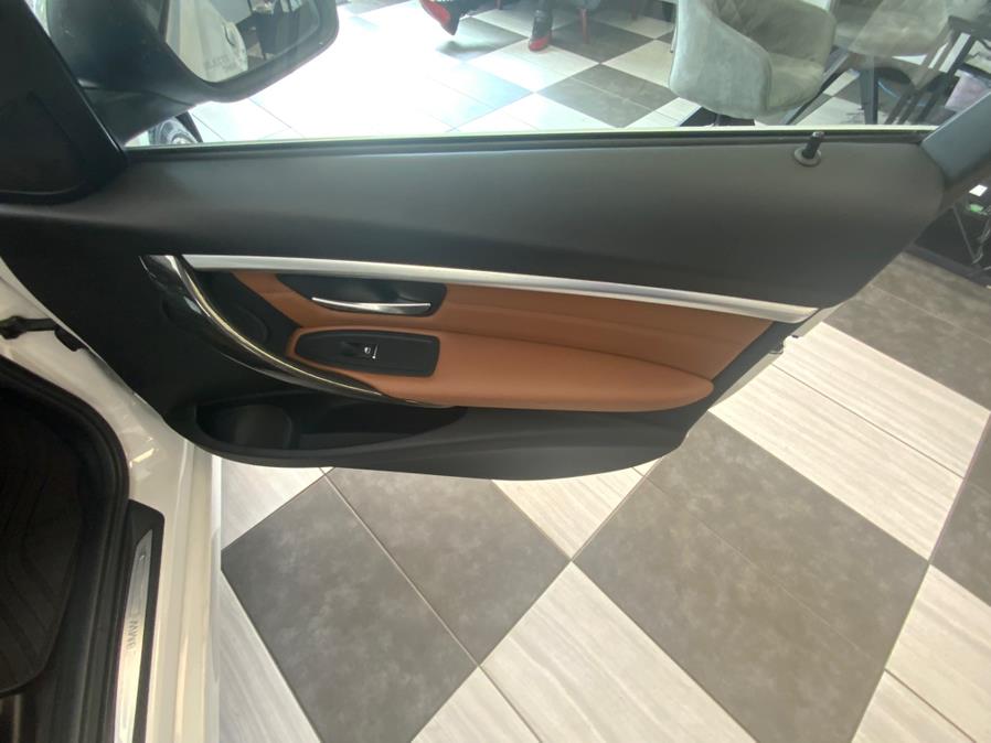 2017 BMW 3 Series 330i - Photo 8
