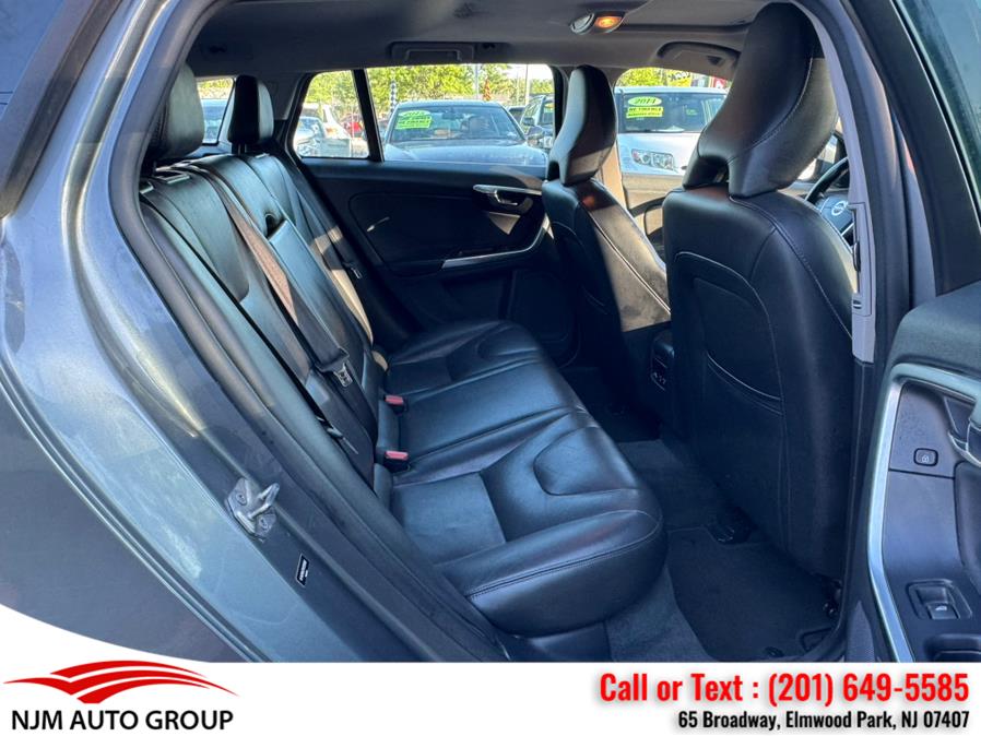 2017 Volvo V60 Premier - Photo 41