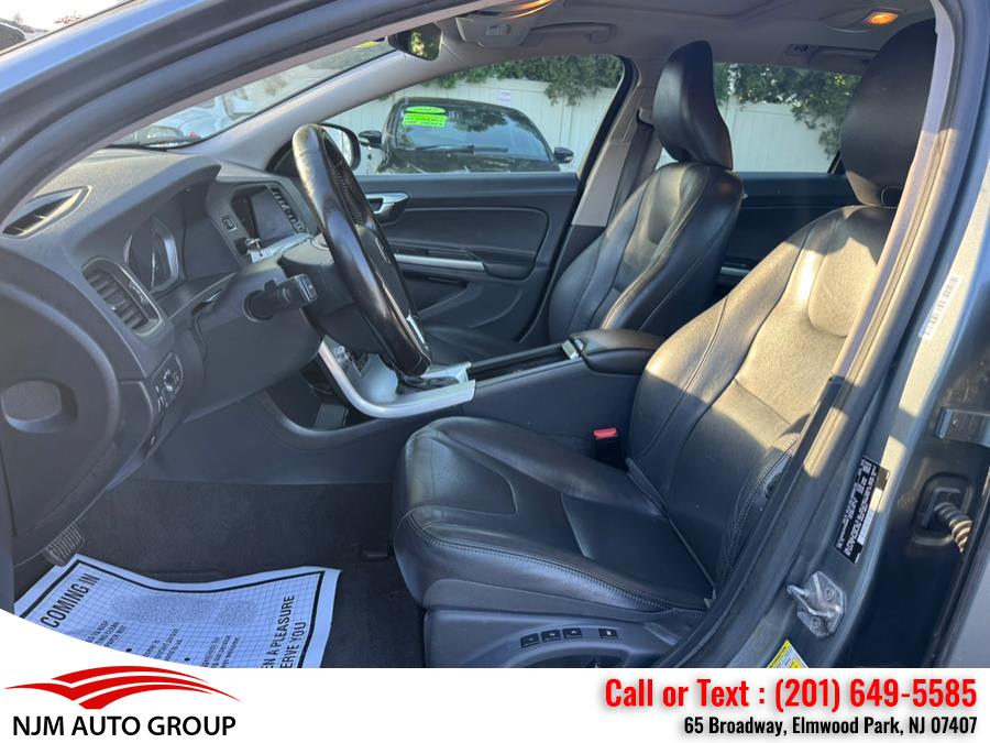2017 Volvo V60 Premier - Photo 22