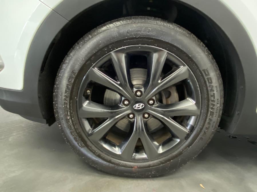 2017 Hyundai Santa Fe Sport 2.0T - Photo 18