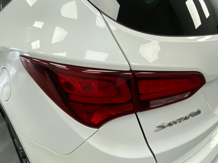 2017 Hyundai Santa Fe Sport 2.0T - Photo 12