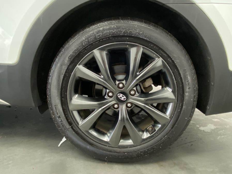 2017 Hyundai Santa Fe Sport 2.0T - Photo 17