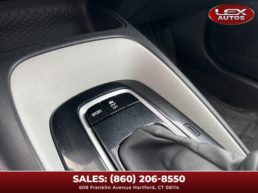 2021 Toyota Corolla SE - Photo 13