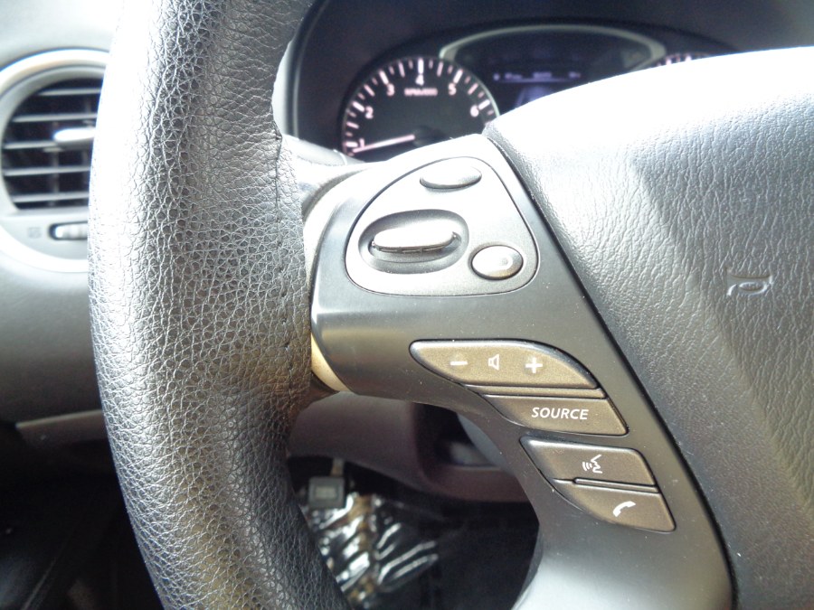 2014 Nissan Pathfinder SL - Photo 31