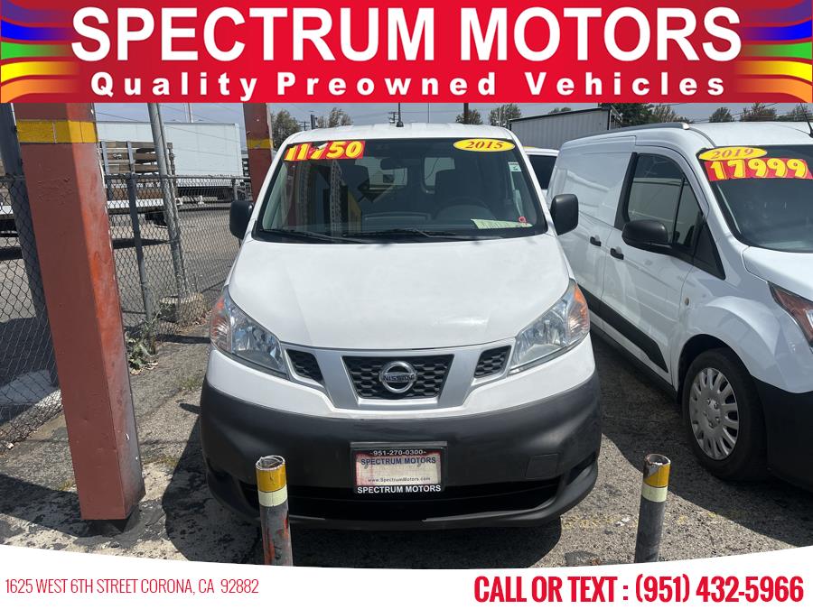 2015 Nissan NV200 S's photo