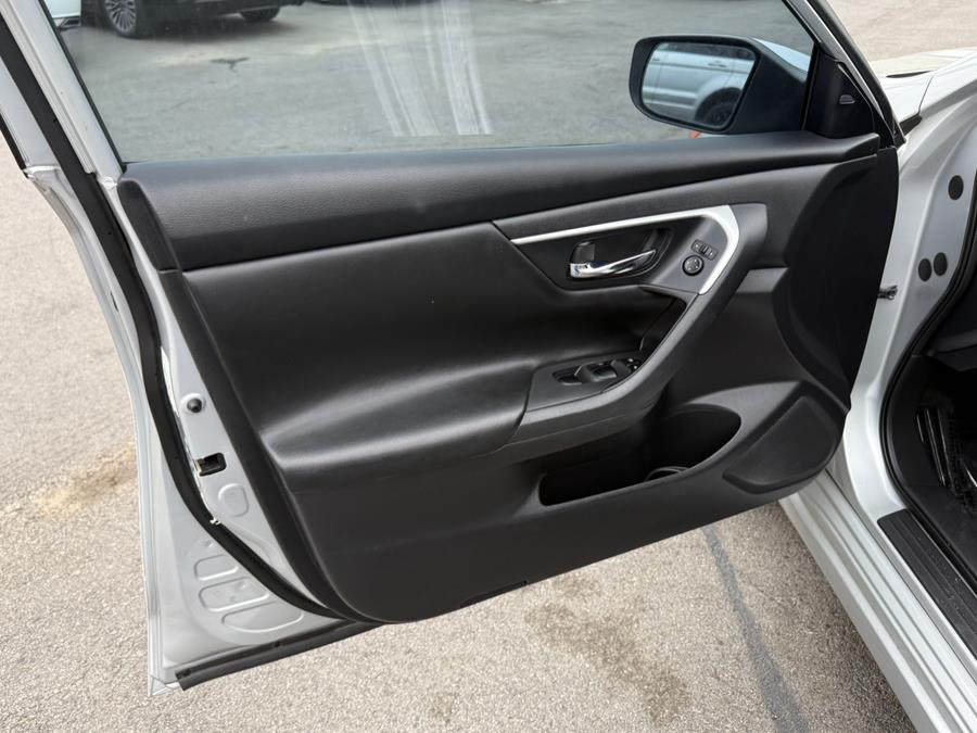 2018 Nissan Altima SV - Photo 20