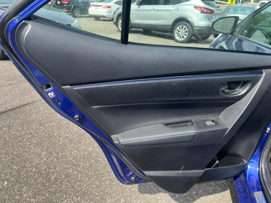 2019 Toyota Corolla SE - Photo 9