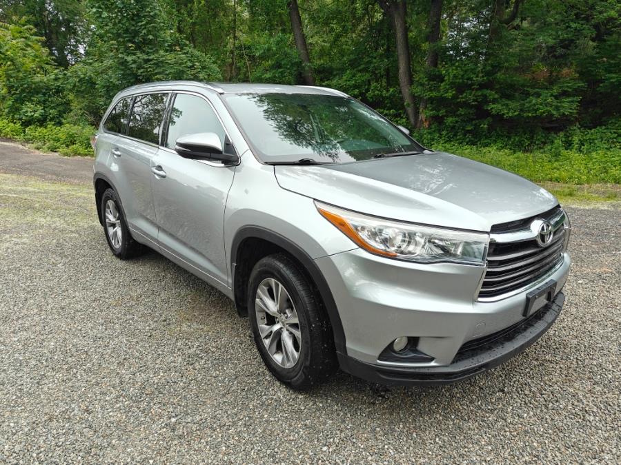 2015 Toyota Highlander XLE - Photo 3