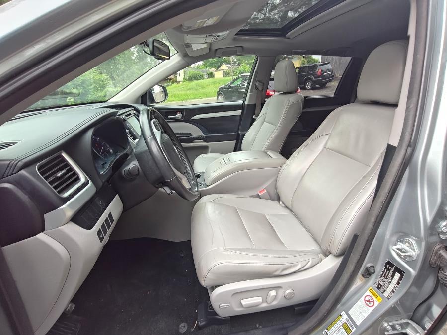 2015 Toyota Highlander XLE - Photo 26