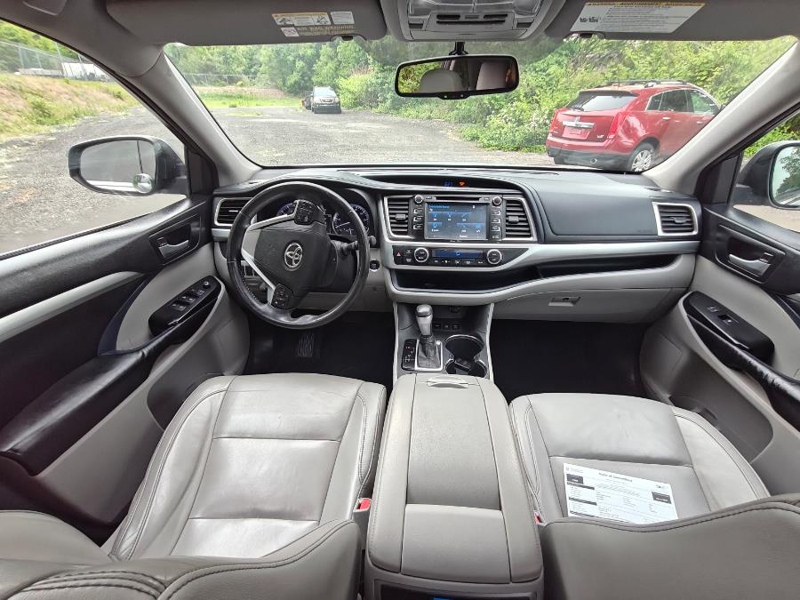 2015 Toyota Highlander XLE - Photo 22