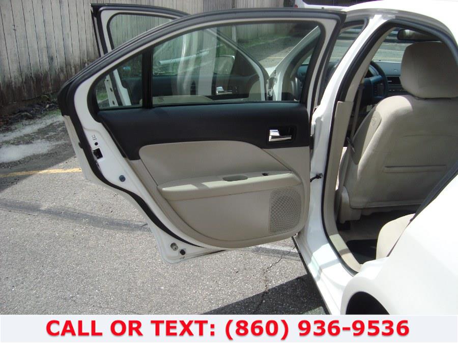 2009 Ford Fusion SE - Photo 26
