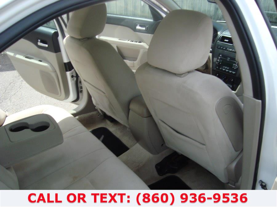 2009 Ford Fusion SE - Photo 30