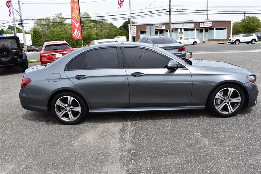 2017 Mercedes-Benz E-Class E300 - Photo 8