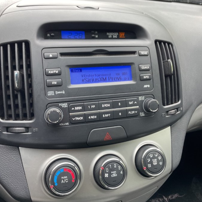 2010 Hyundai Elantra GLS - Photo 10