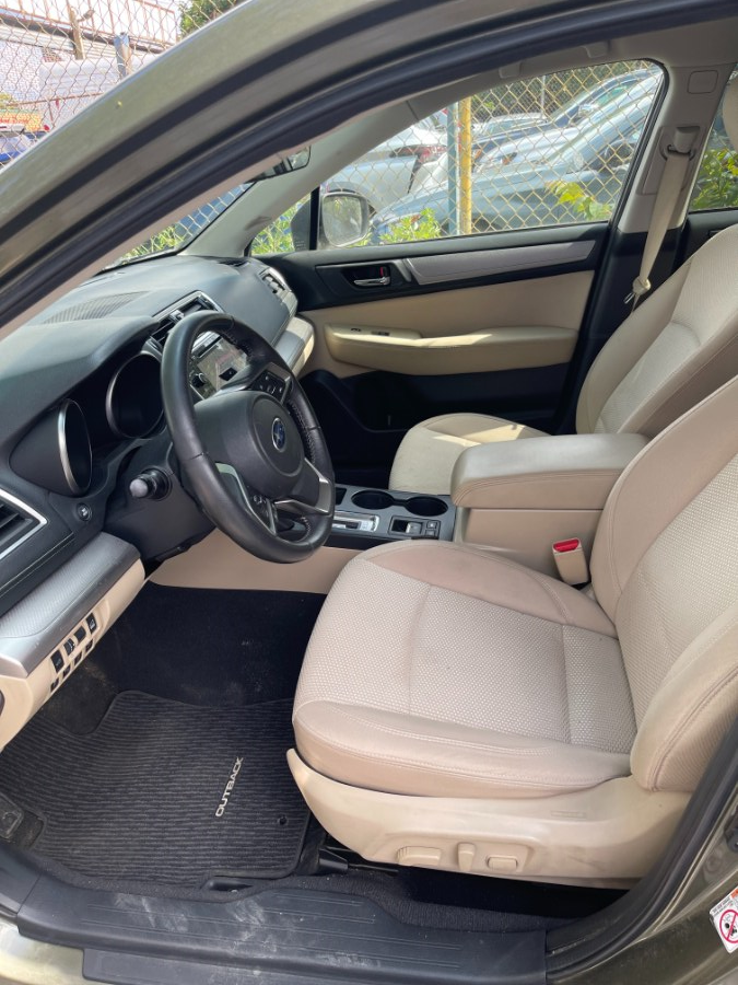 2019 Subaru Outback Premium - Photo 9