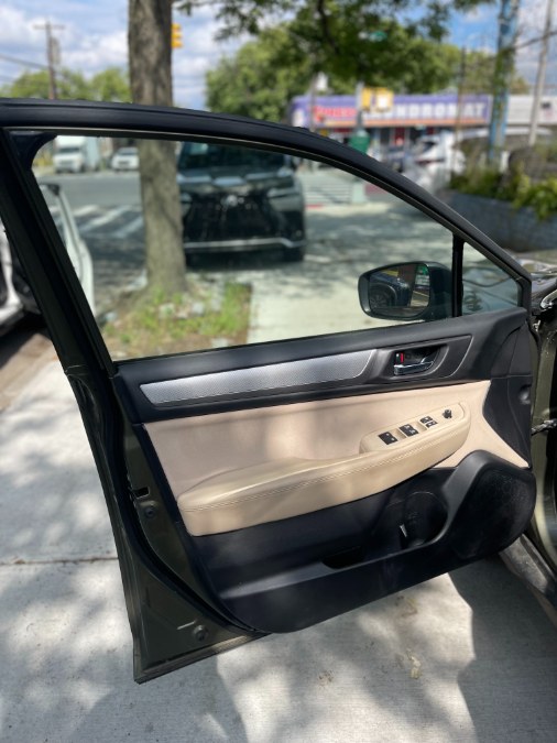 2019 Subaru Outback Premium - Photo 8